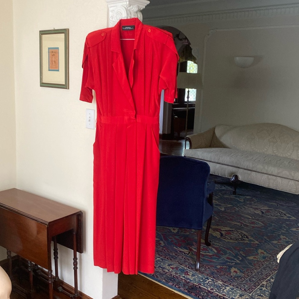 Vintage Ellen Tracy (Linda Allard for) 100% Silk Red Dress Matching Red Belt 10